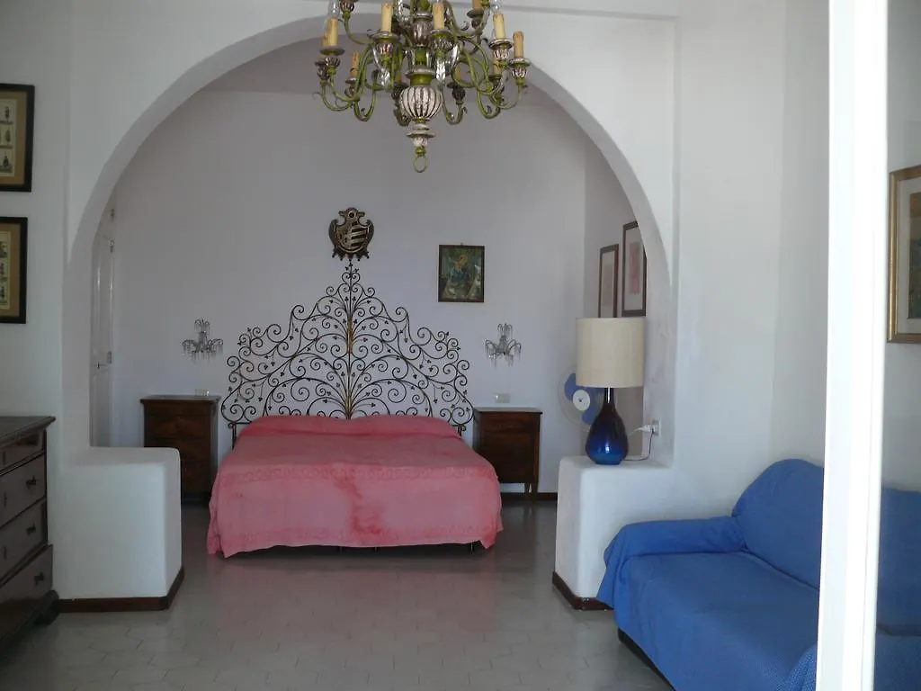 Villa Casa Athena à Lipari  Hébergement de vacances Lipari (Isola Lipari)